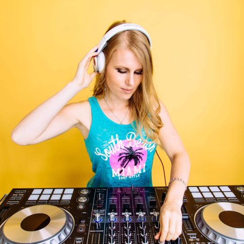 Female DJ international
